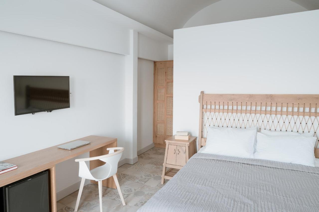 Mon Signor (Adults Only) Hotel Kamári Екстериор снимка