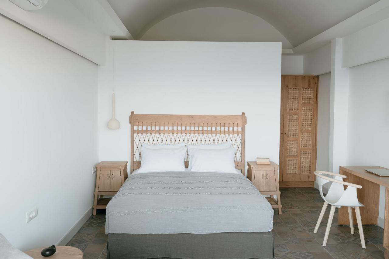 Mon Signor (Adults Only) Hotel Kamári Екстериор снимка